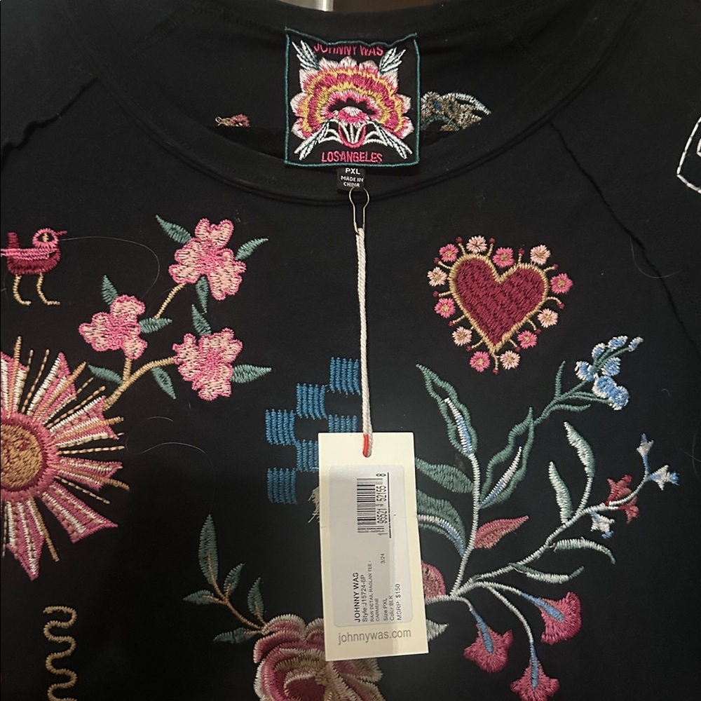 NWT Johnny Was Carmene Raw Detail Raglan $150 Tee - Picture 7 of 16